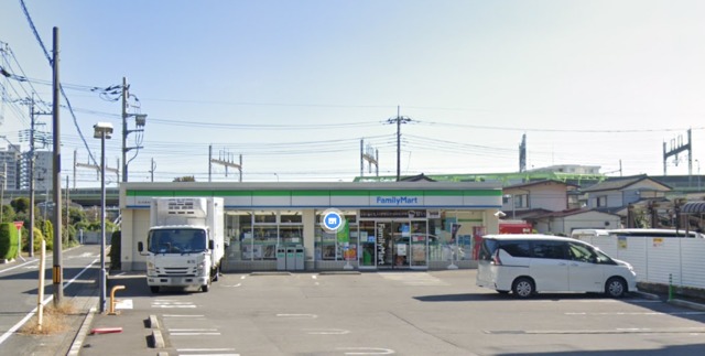 コンビニ　ファミリーマートさいたま大成町四丁目店（コンビニ）まで470m