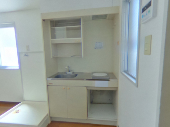 キッチン　※別部屋の写真です