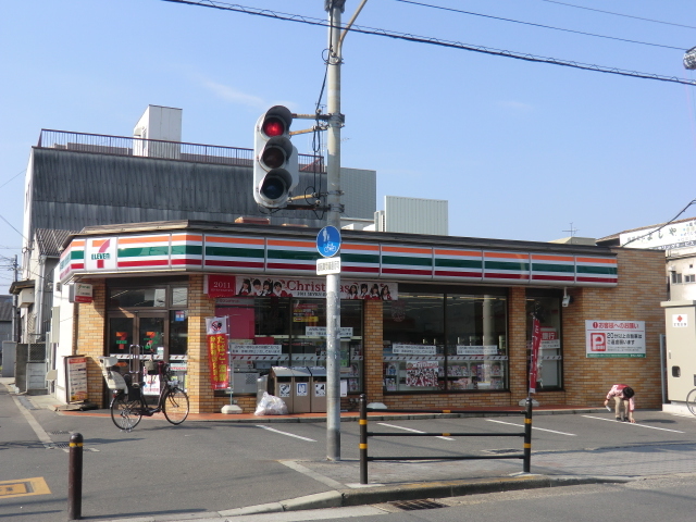 コンビニ　セブンイレブン大阪巽南3丁目店（コンビニ）まで244m