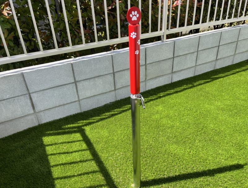庭　専用庭に設置されたドッグポール