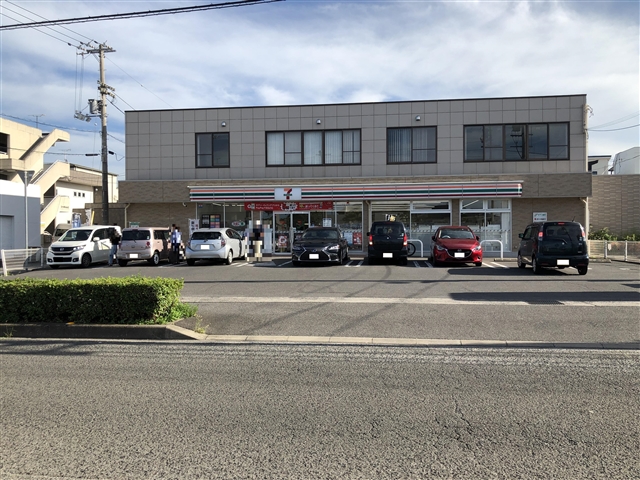 コンビニ　セブンイレブン高松今里店（コンビニ）まで610m