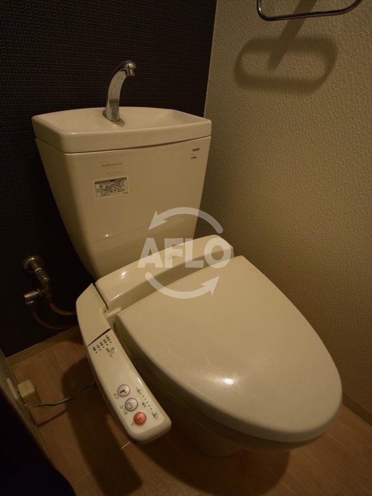 トイレ　グランドゥール敷津　温水洗浄便座