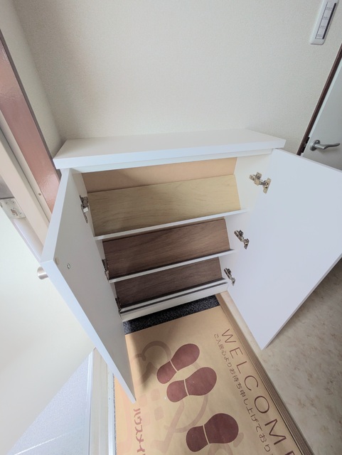 玄関　シューズボックス
