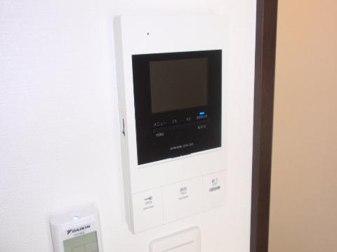 セキュリティ　カメラ付インターホン（イメージ）