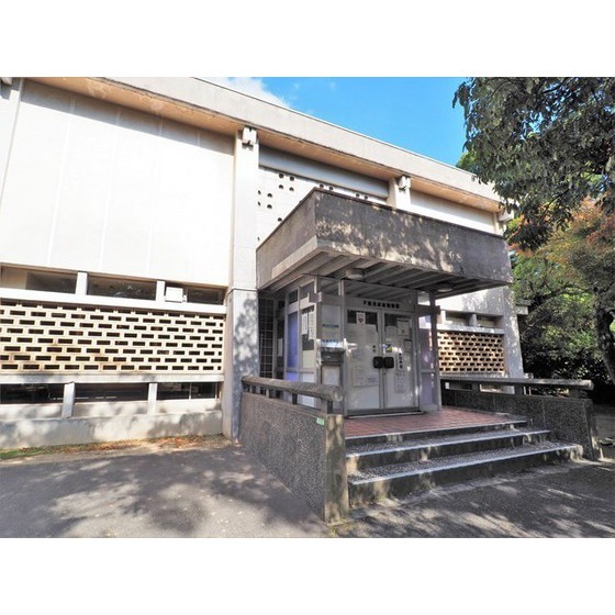 図書館　下関市立長府図書館（図書館）まで4001m