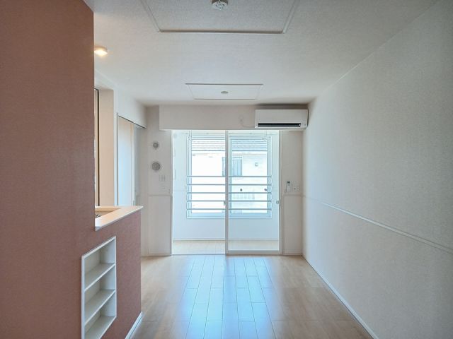 サニーハイムAの居間写真