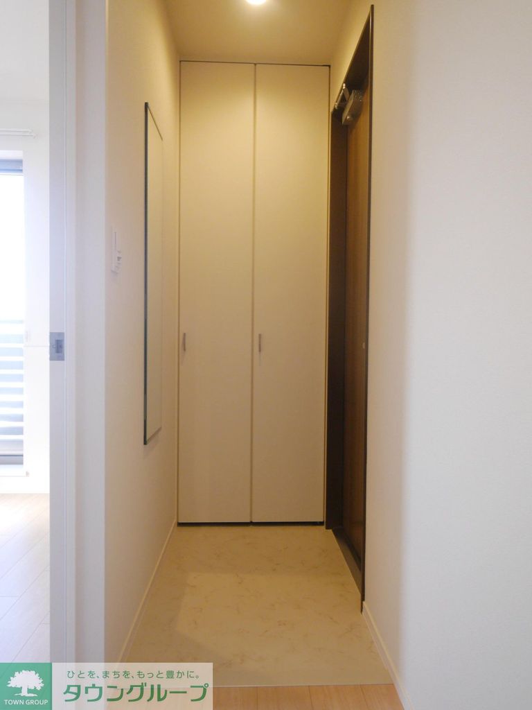 玄関　※別部屋参考写真※