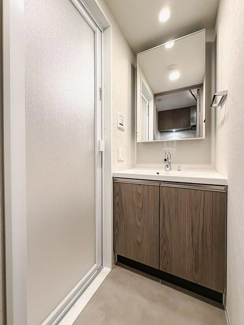 洗面設備　※写真は同タイプ住戸です。