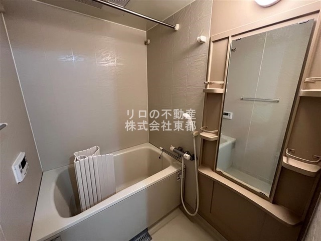 相鉄本線 鶴ケ峰駅 徒歩12分 3階建 築19年の風呂写真