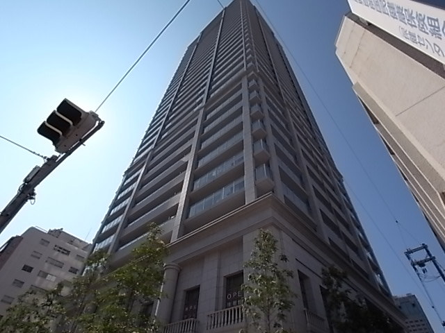 ライオンズタワー神戸元町の外観写真