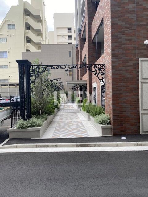 ブルーライン 伊勢佐木長者町駅 徒歩4分 11階建 築5年の外観写真
