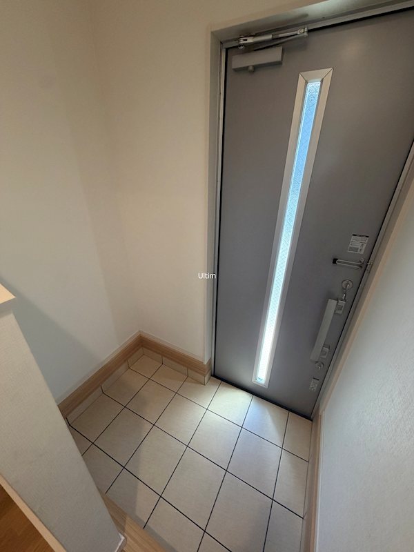 小倉町天王74-2貸家の玄関写真