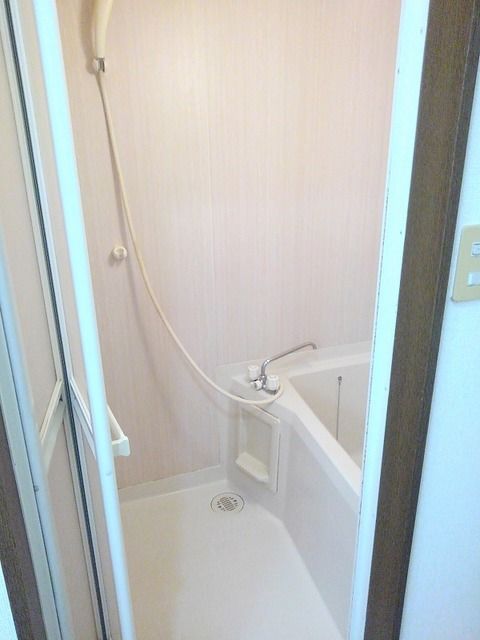 N・S・K 1号館の風呂写真