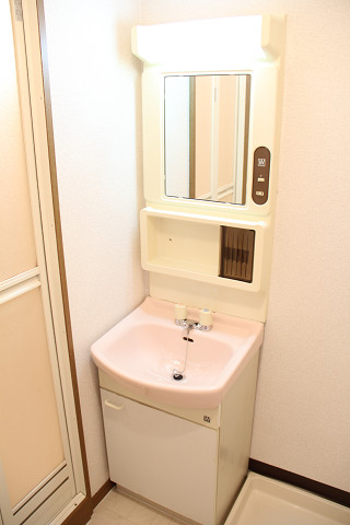 西春日ビルの内装写真