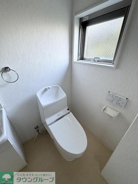 トイレ　※別部屋参考写真となります
