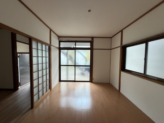 居室・リビング　居間です