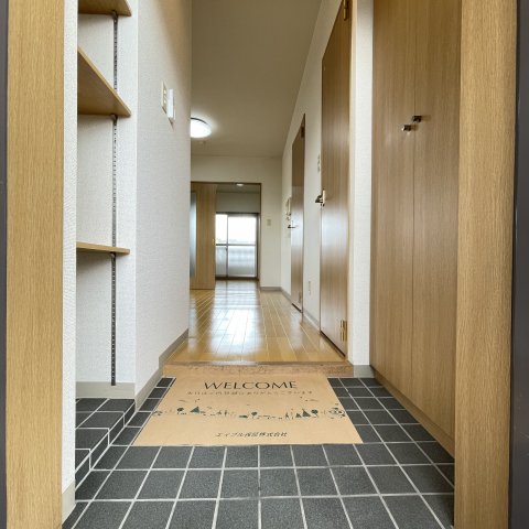 玄関　同仕様タイプです