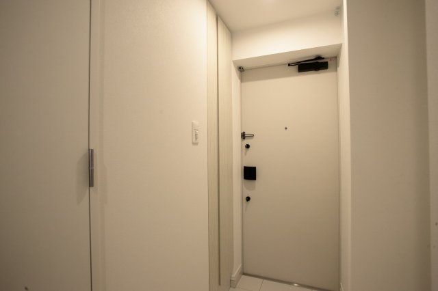玄関　同型タイプ