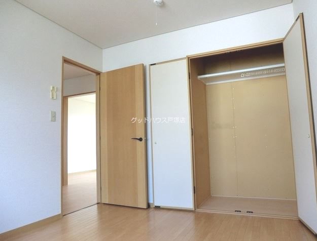 収納　別室参考写真