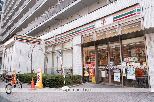 コンビニ　セブンイレブン（コンビニ）まで232m