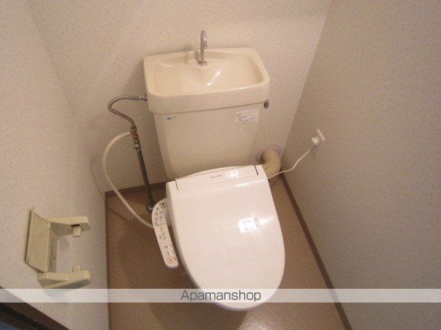 ラジョーヌのトイレ写真
