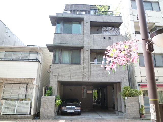 建物外観　近隣商店街／外観
