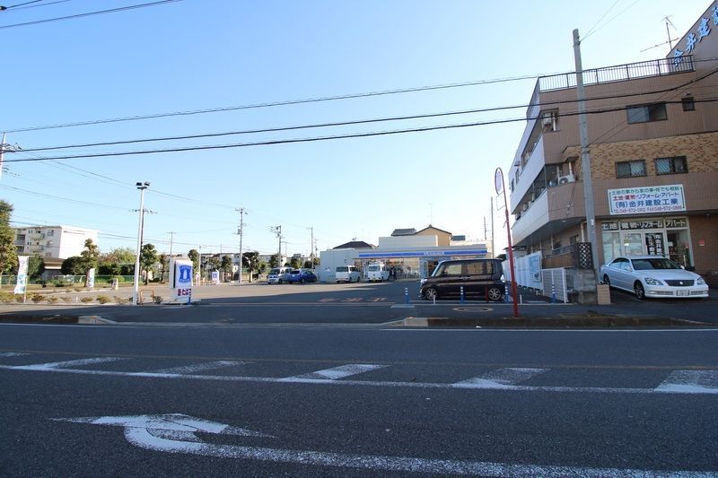 コンビニ　ローソン深谷上柴町西５丁目店（コンビニ）まで520m