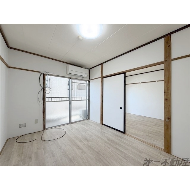 建物外観　洋室