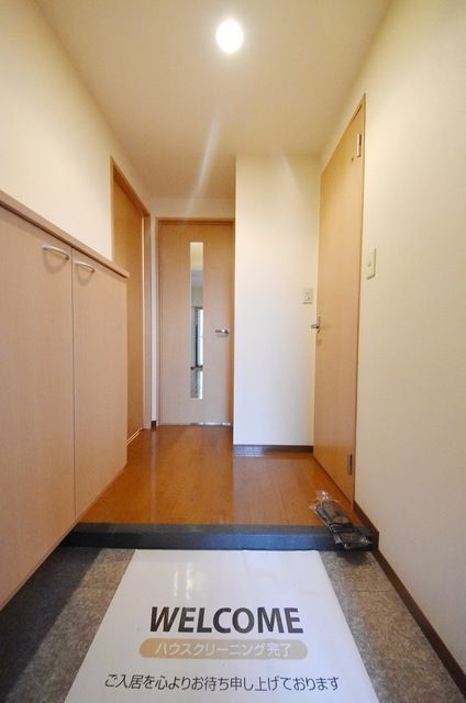 エントピアパレスの玄関写真