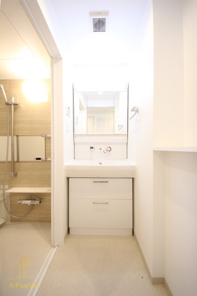 洗面設備　ラクラス本町東