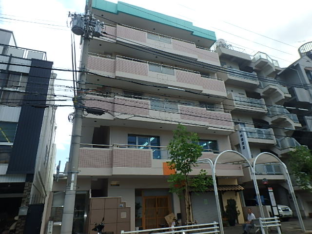 神戸市灘区永手町のマンションの建物外観