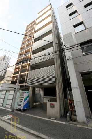 大阪市西区阿波座のマンションの建物外観
