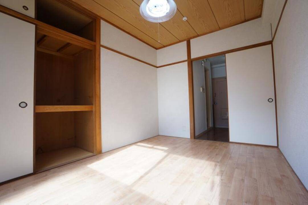 居室・リビング　リビング