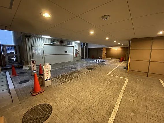 【ＬａＳａｎｔｅ五反田の駐車場】