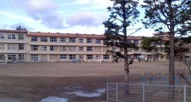 【福島市小倉寺のアパートの小学校】