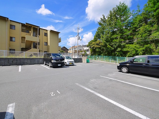 駐車場　駐車スペースもあります