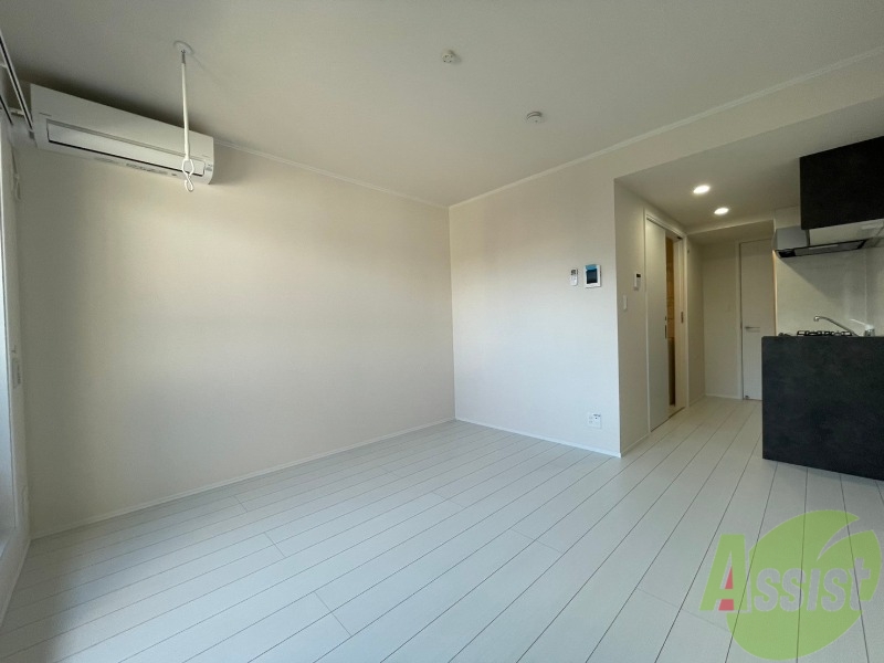 その他部屋・スペース　別角度から撮影した洋室の写真でございます。