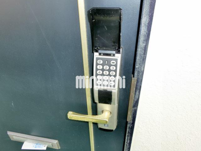 セキュリティ　電子キーで防犯対策。