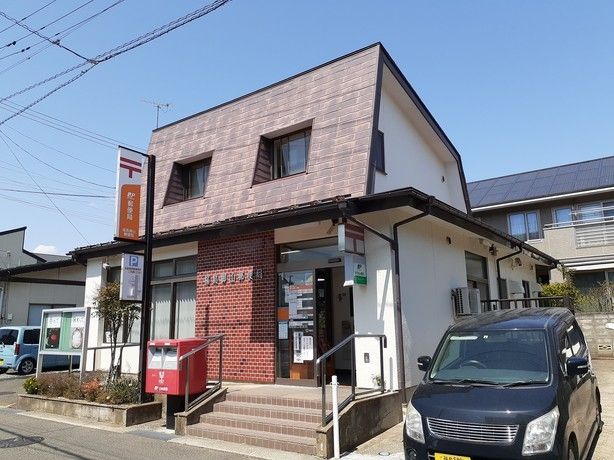 郵便局　福島御山郵便局（郵便局）まで500m