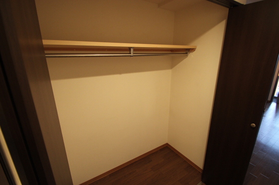 収納　※別部屋の写真です