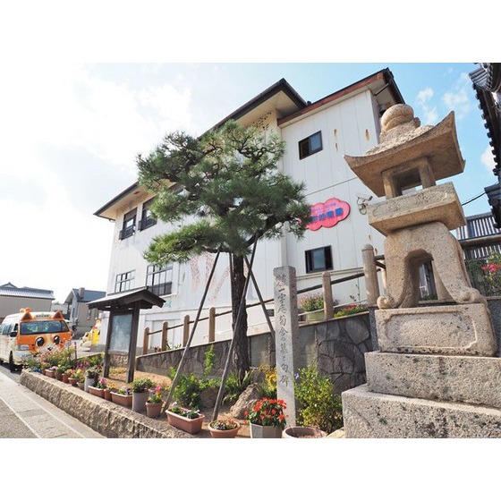 幼稚園・保育園　長府幼稚園（幼稚園・保育園）まで749m