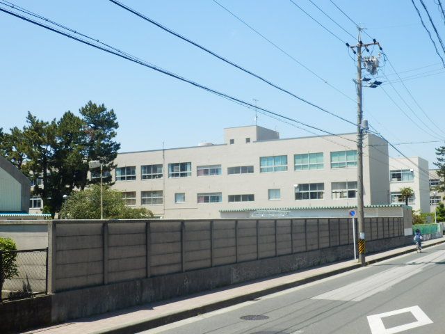 小学校　豊橋市立栄小学校（小学校）まで1025m