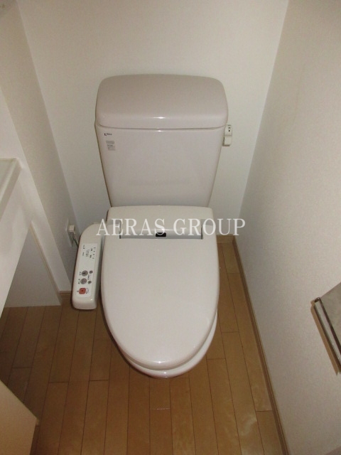 トイレ　温水洗浄便座