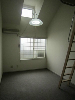 居室・リビング　反転タイプ