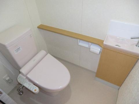 ウィンプラネット　トイレ　シャワー付トイレ