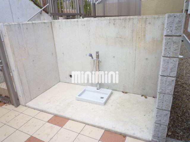 その他共有部分　ペット専用の洗い場です