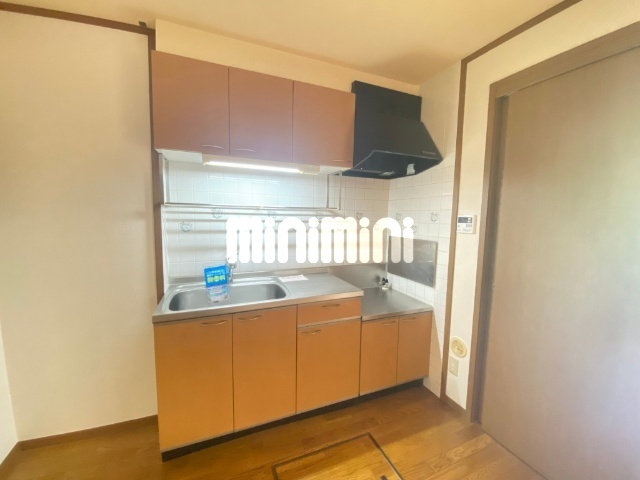 キッチン　綺麗なキッチンです。ガスコンロ設置可能。