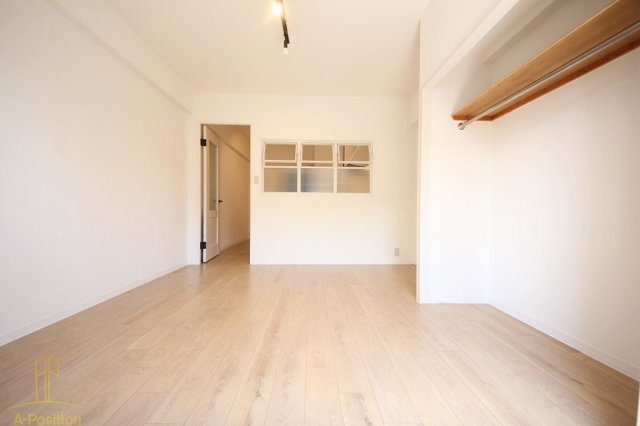 居室・リビング　インプルーブ天六