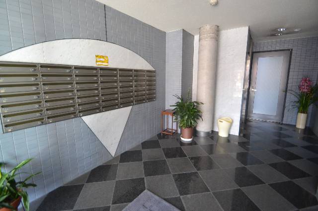 エントランス　エントランスもきれいです。