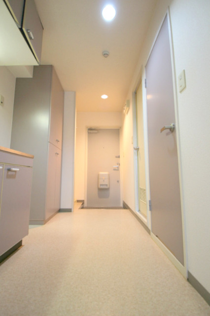 玄関　シューズBOX付きの玄関です。